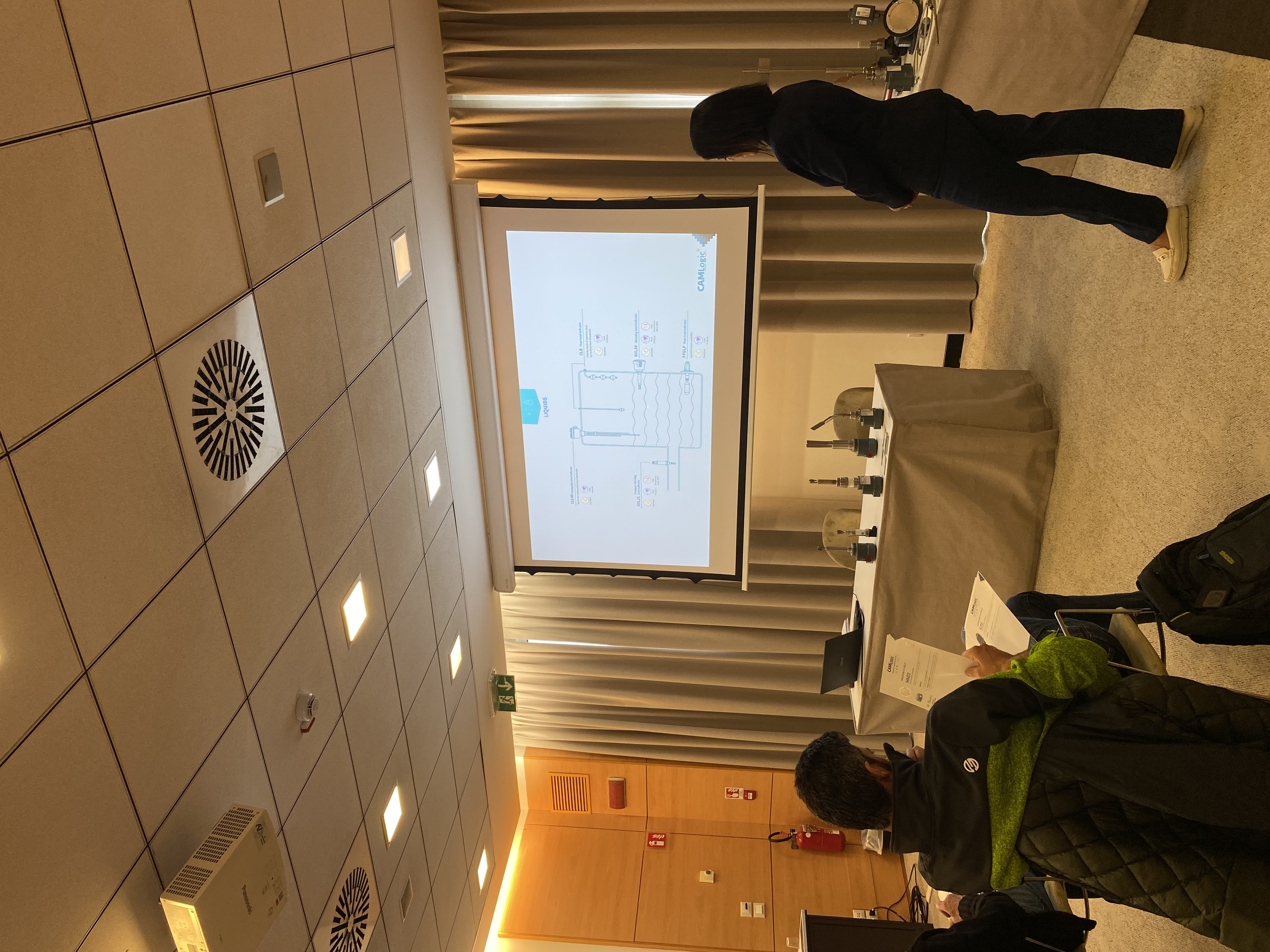 Foto 7 - Presentazione Indicatori per liquidi